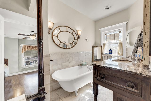 1414 N Benton Avenue, Springfield, MO 65802