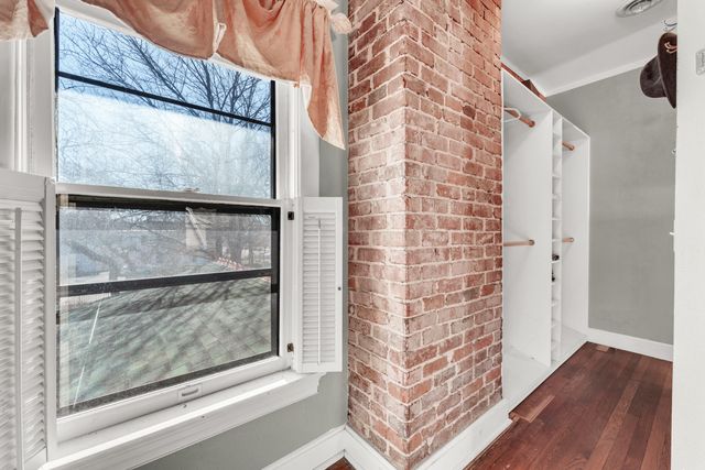 1414 N Benton Avenue, Springfield, MO 65802