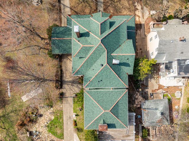 1414 N Benton Avenue, Springfield, MO 65802