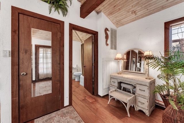 1414 N Benton Avenue, Springfield, MO 65802