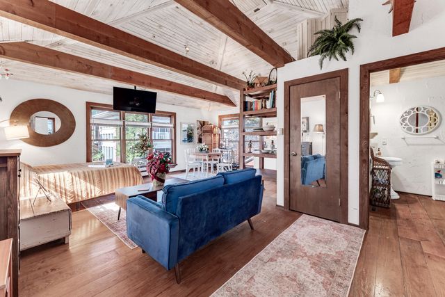 1414 N Benton Avenue, Springfield, MO 65802