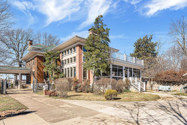 1414 N Benton Avenue, Springfield, MO 65802