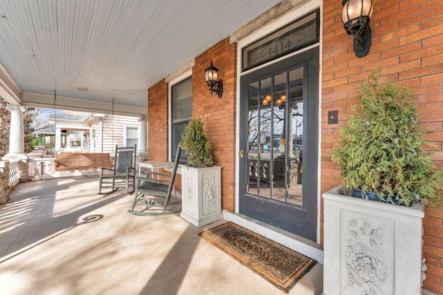 1414 N Benton Avenue, Springfield, MO 65802