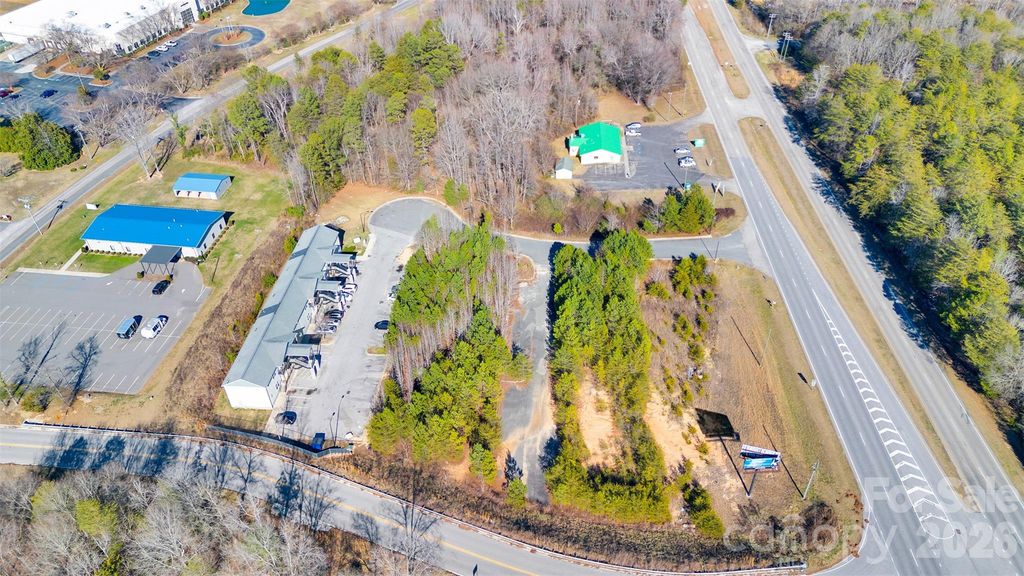 877 N Main Street, Clover, SC 29710