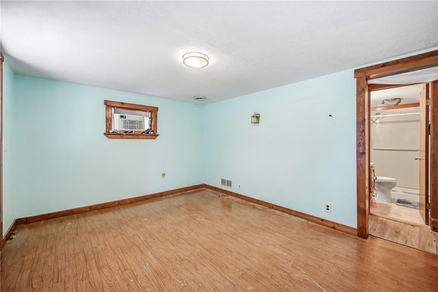 2308 Wirt Ave, Shenango, PA 16134