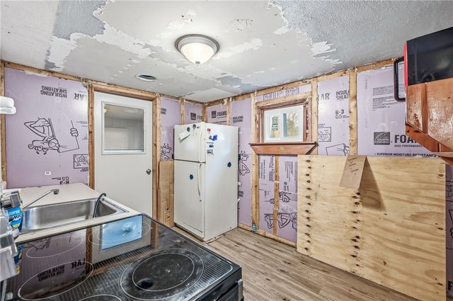 2308 Wirt Ave, Shenango, PA 16134