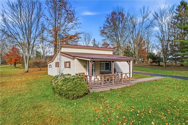 2308 Wirt Ave, Shenango, PA 16134