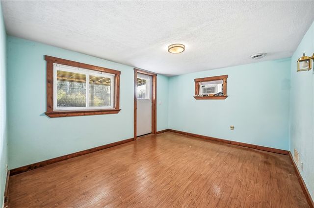 2308 Wirt Ave, Shenango, PA 16134