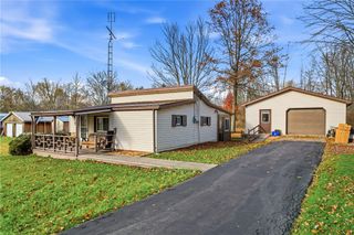 2308 Wirt Ave, Shenango, PA 16134