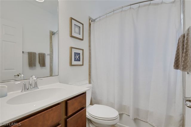 10100 Tin Maple DR 11, Estero, FL 33928