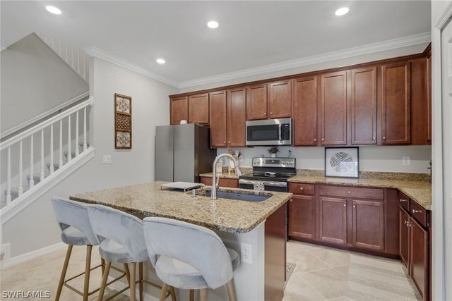 10100 Tin Maple DR 11, Estero, FL 33928