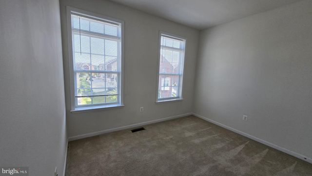 12298 SANDSTONE ST, Waldorf, MD 20601