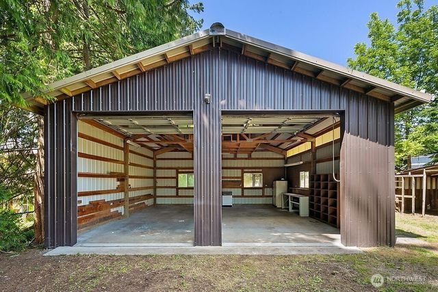 1564 NE Serpentine Place, Shoreline, WA 98155