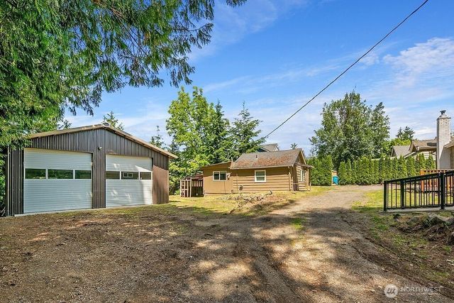 1564 NE Serpentine Place, Shoreline, WA 98155