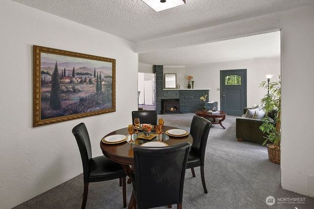 1564 NE Serpentine Place, Shoreline, WA 98155