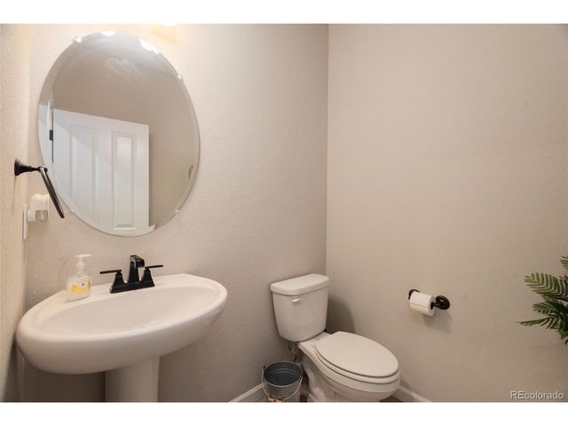 16763 Chilton Dr, Mead, CO 80542