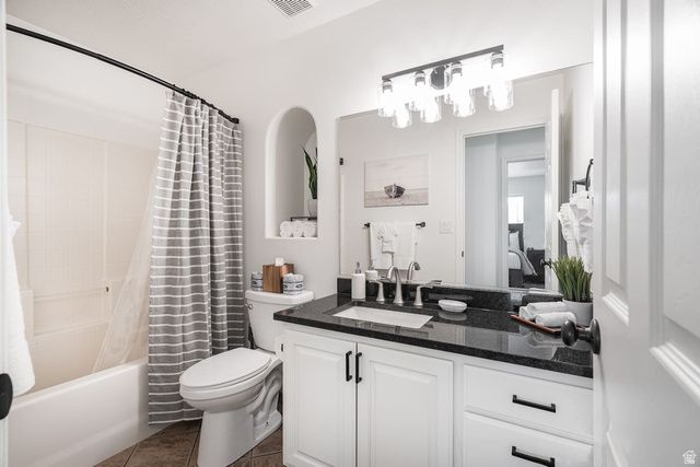 3819 W 240 N, Hurricane, UT 84737