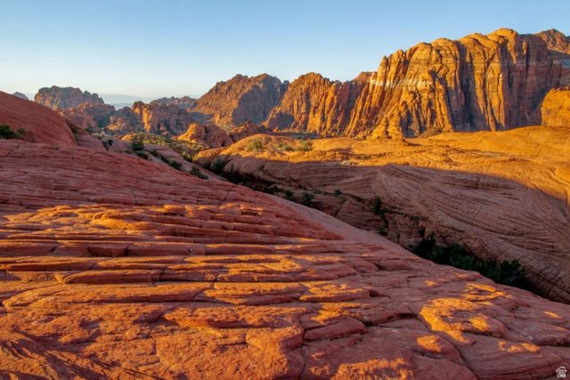 3819 W 240 N, Hurricane, UT 84737