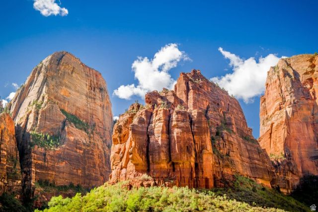 3819 W 240 N, Hurricane, UT 84737