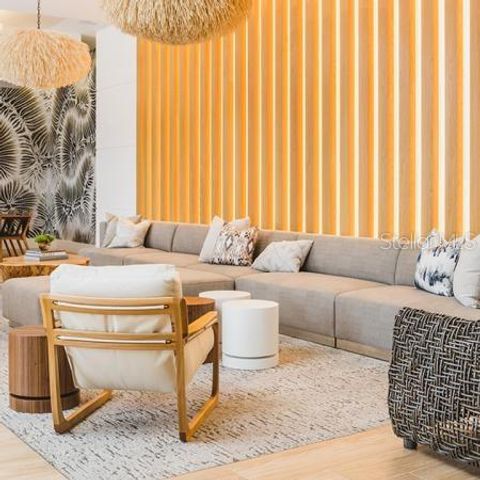 119-2 E PINE STREET, Orlando, FL 32801