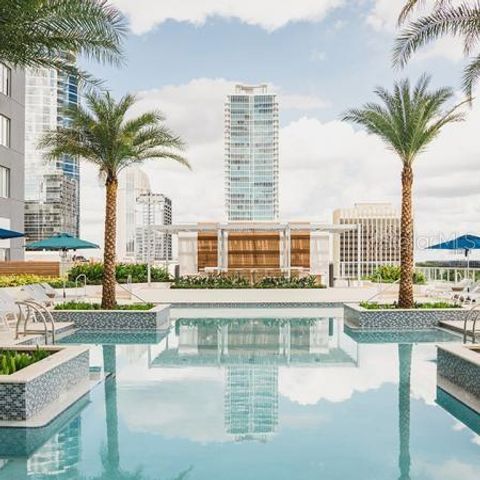 119-2 E PINE STREET, Orlando, FL 32801