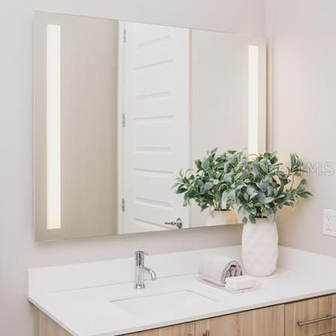 119-2 E PINE STREET, Orlando, FL 32801