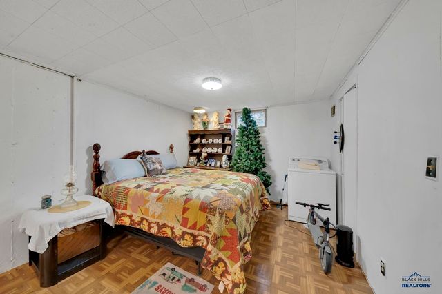 341 E CUSTER ST, Rapid City, SD 57701
