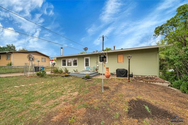 341 E CUSTER ST, Rapid City, SD 57701