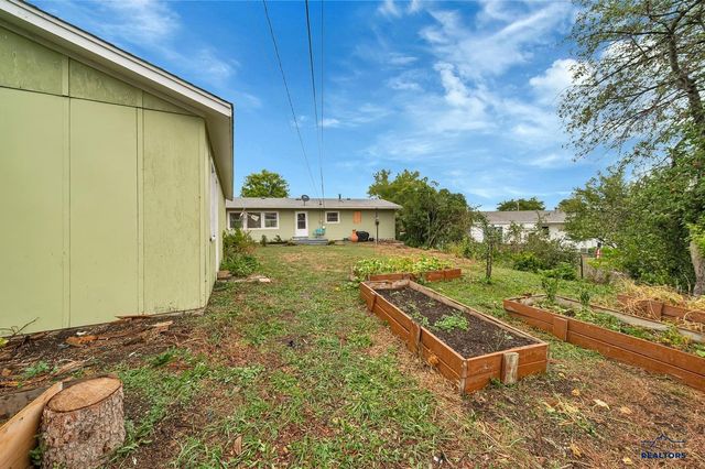 341 E CUSTER ST, Rapid City, SD 57701