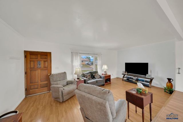 341 E CUSTER ST, Rapid City, SD 57701