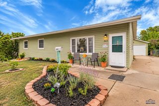341 E CUSTER ST, Rapid City, SD 57701