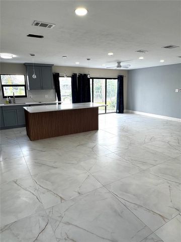 10708 DONBRESE AVENUE, Tampa, FL 33615