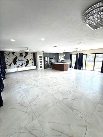 10708 DONBRESE AVENUE, Tampa, FL 33615