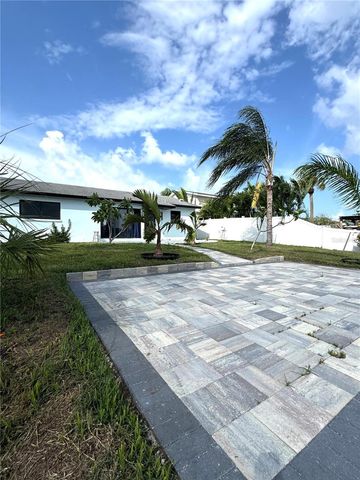 10708 DONBRESE AVENUE, Tampa, FL 33615