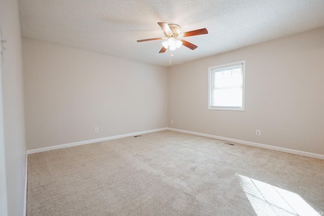 4116 N CONGRESS, Evansville, IN 47711