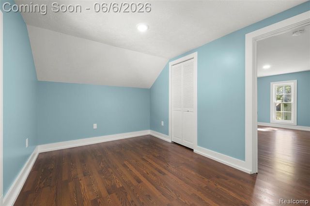 406 E Sherman Street, Holly, MI 48442