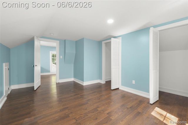 406 E Sherman Street, Holly, MI 48442
