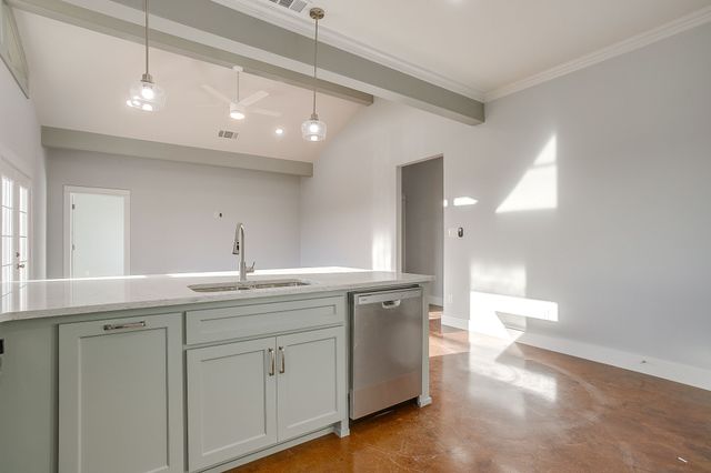 116 Overlook Trail, Azle, TX 76020