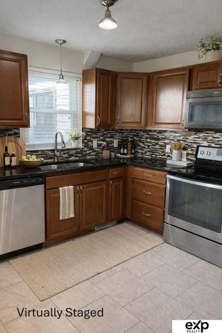 1411 S 54 Street, Omaha, NE 68106