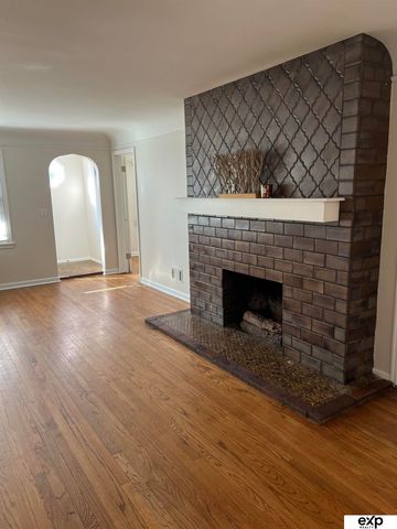 1411 S 54 Street, Omaha, NE 68106