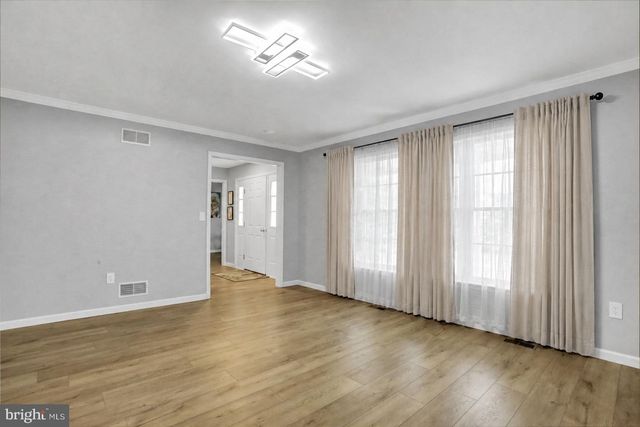 18 WILLOW WAY DR, Enola, PA 17025