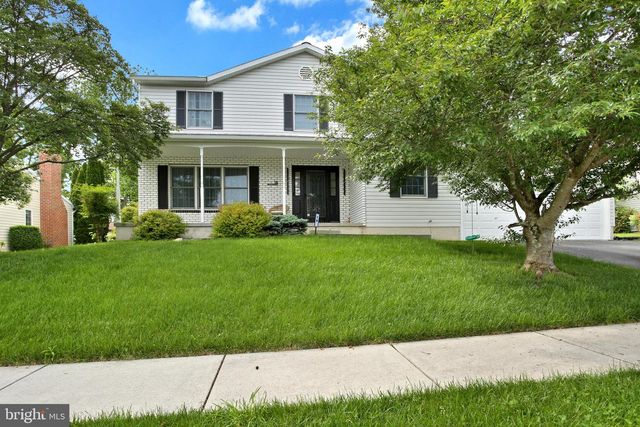 18 WILLOW WAY DR, Enola, PA 17025