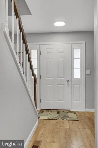 18 WILLOW WAY DR, Enola, PA 17025