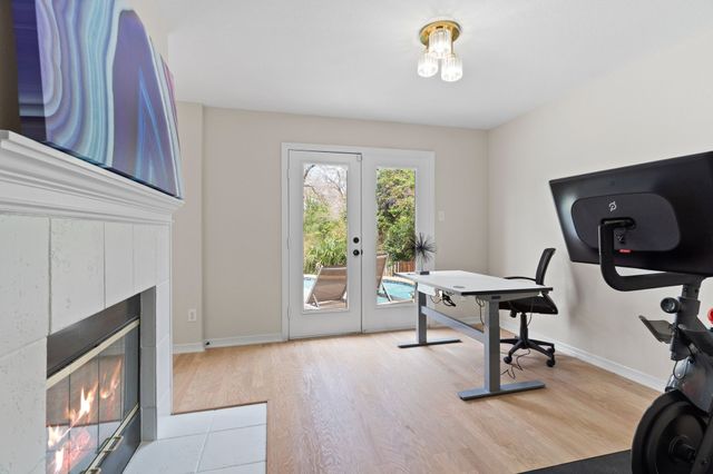 2136 Ash Grove Way, Dallas, TX 75228