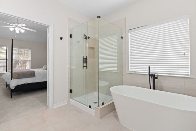 2136 Ash Grove Way, Dallas, TX 75228