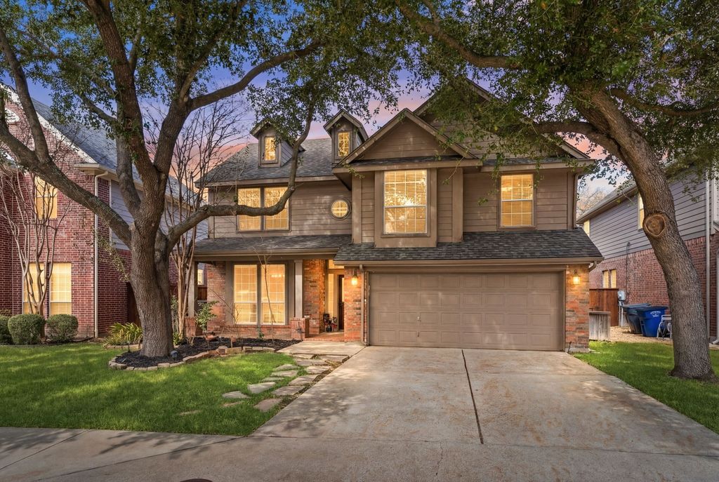 2136 Ash Grove Way, Dallas, TX 75228