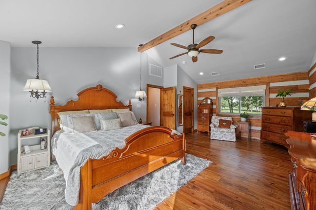 402 Smith RD, Bastrop, TX 78602