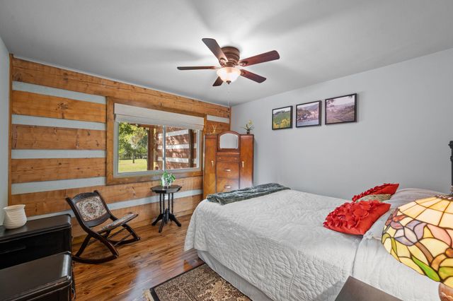 402 Smith RD, Bastrop, TX 78602