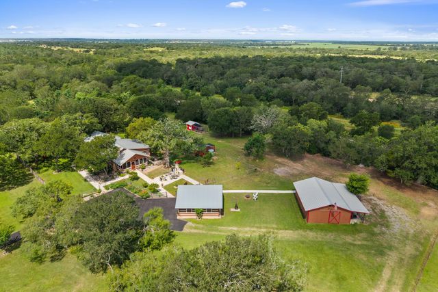 402 Smith RD, Bastrop, TX 78602