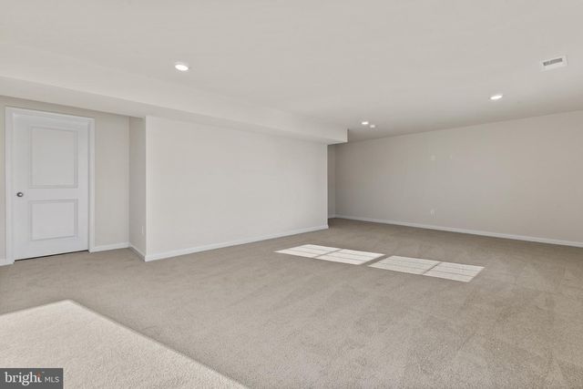 550 ATKINSON ST, Shenandoah Junction, WV 25442